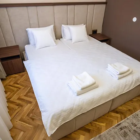 Trpeza Luxury Apartments, Free Parking Nisz